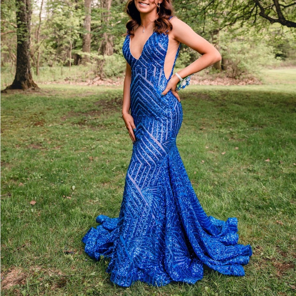 Blue Jovani Prom Dress Size 2 with Alterations and bustle